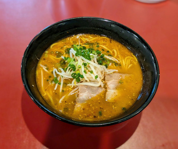 「辛みそラーメン」@のぶやラ－メンの写真