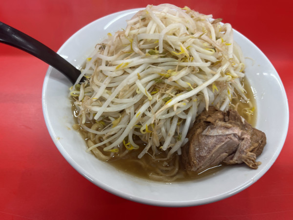 「小ラーメン　ヤサイ　ニンニクセルフ　950円」@立川マシマシ 上尾店の写真