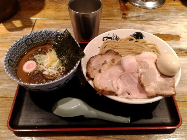 「特製濃厚つけ麺(中)1400円」@松戸中華そば 富田食堂の写真