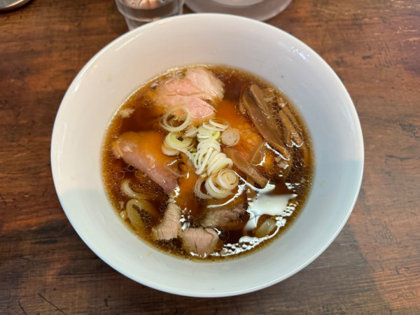 「中華そば 800円」@神保町炒麺YOSHIの写真