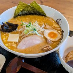 得味噌ラーメン＋ハーフ焼き飯（1,200円＋380円）