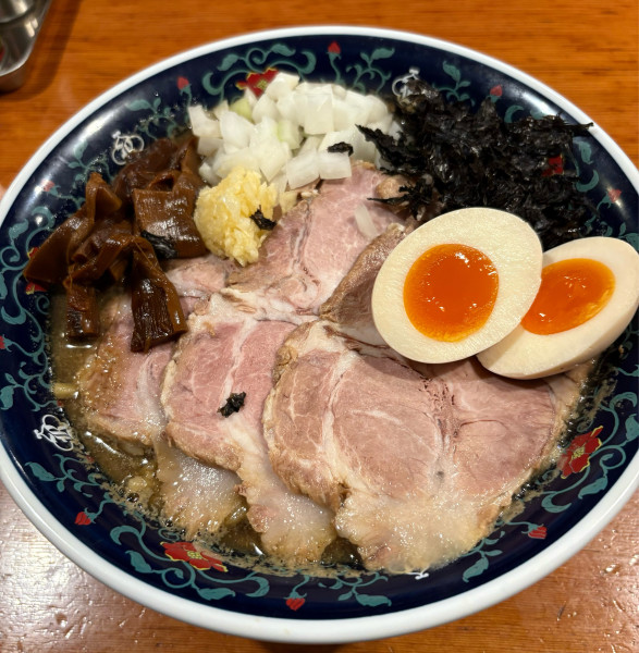 「特製ニボガッツ大盛」@中華そばの店 りょうがの写真