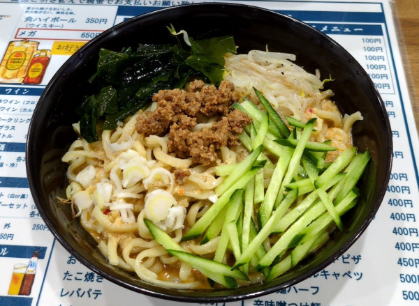 「冷し担々麺」@立ち飲み 勝の写真