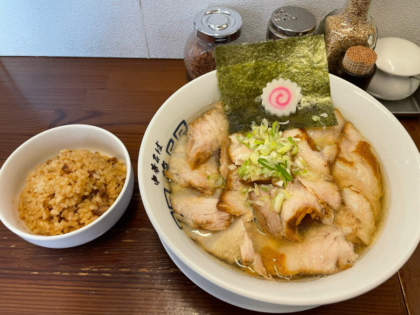 「肉そば（細麺）＋肉めし」@中華そば 馥の写真