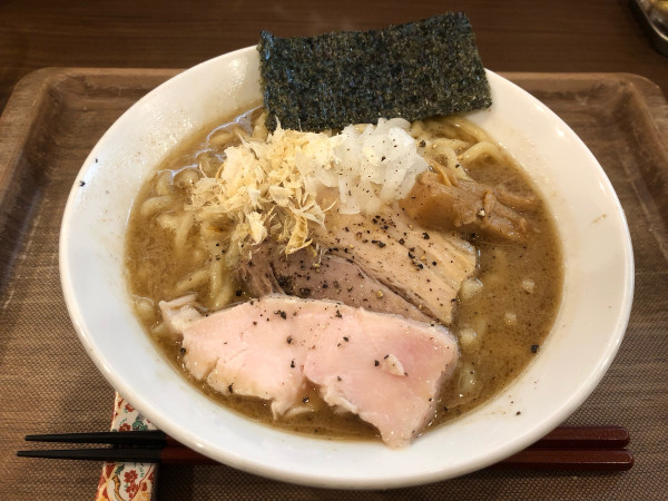 「大山鶏の中華そば」@つけめん さなだの写真