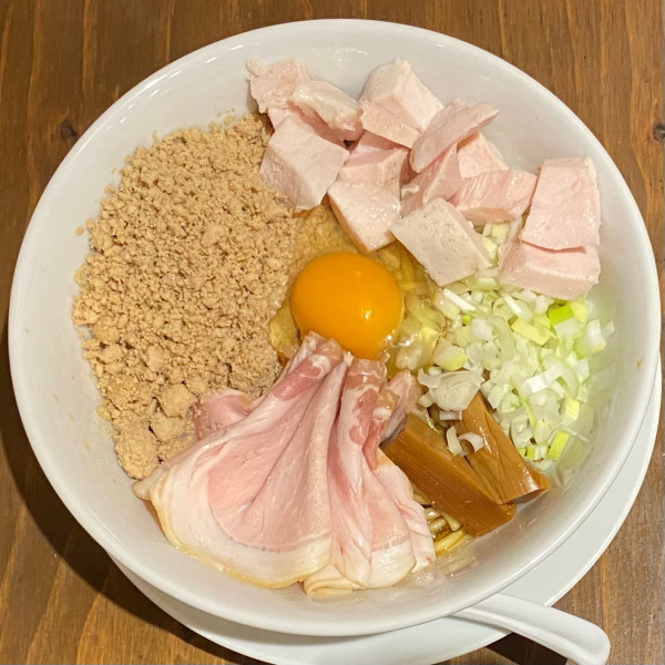 「鶏まぜそば ¥1,000」@麺屋鈴春の写真