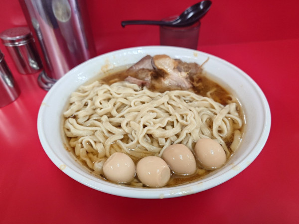 「小ラーメンヤサイヌキウズラ」@ラーメン二郎 柏店の写真