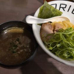 鶏ニボ貝つけ麺（太麺）（＋鳴門産茎ワカメ）