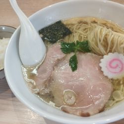 塩ラーメン(ランチ小ライス)(950)