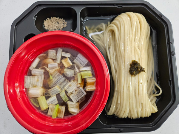 「昆布水のつけめん」@大つけ麺博 つけ麺日本一決定戦の写真