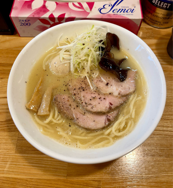 「鶏白湯塩+味玉（1000円）」@麺や 一想の写真