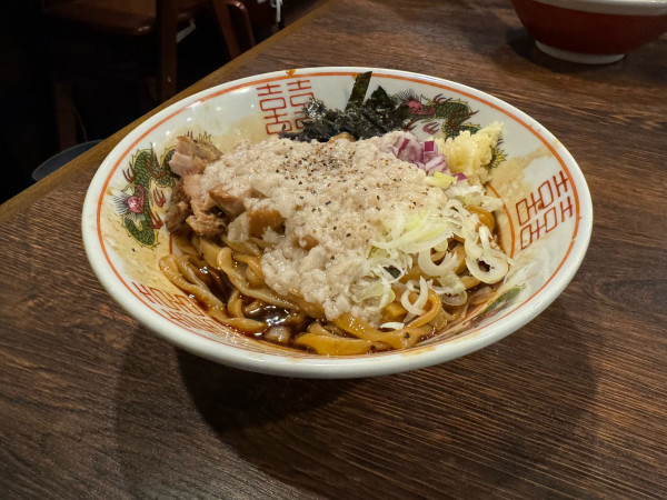 「【限定】セアブラックまぜそば」@麺屋 真心の写真