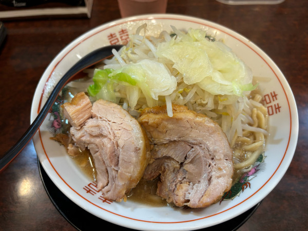 「小ラーメン」@ぶっ豚 聖蹟桜ヶ丘店の写真