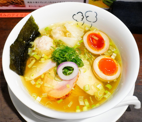 「特製鶏の塩らーめん」@鶏喰～TRICK～の写真