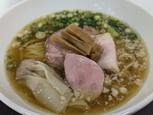 「京阪百貨店催事限定14時以降30杯　新物煮干し」@らーめん 鉢ノ葦葉の写真