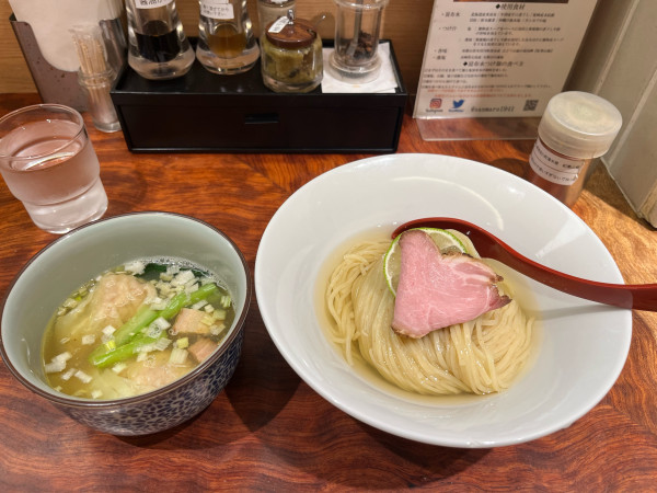 「特製　昆布水つけ麺　塩」@三馬路 東京店の写真