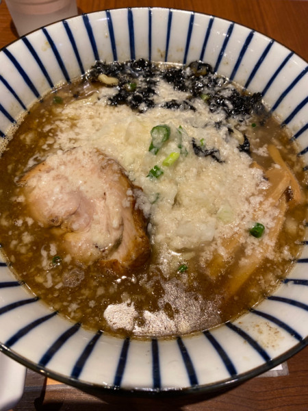 「【限定】背脂煮干しらーめん」@しょうゆのおがわや 橋本店の写真