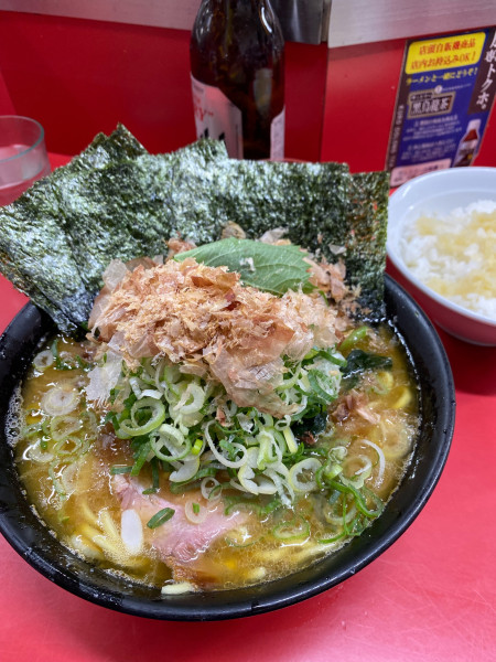 「和風ラーメン　海苔　青ネギ」@ラーメン杉田家の写真