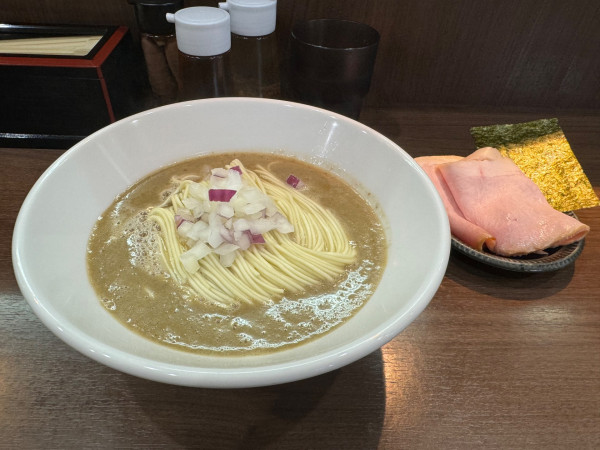 「濃厚煮干しそば」@Noodle&Spice curry 今日の1番の写真