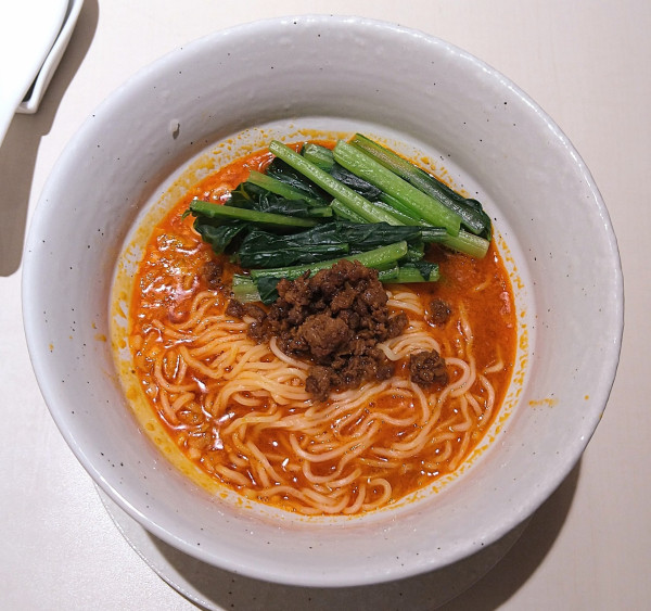 「担々麺」@四川飯店 日本橋店の写真
