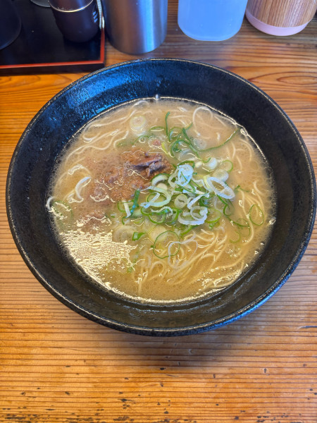 「ラーメン」@五号線沿いの元祖長浜ラーメンの写真