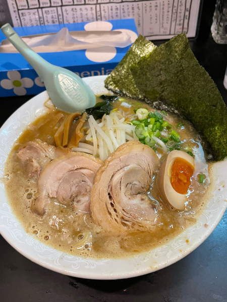「濃厚みそラーメン850円+得のせ200円」@屋台屋 フリータイム白子店の写真