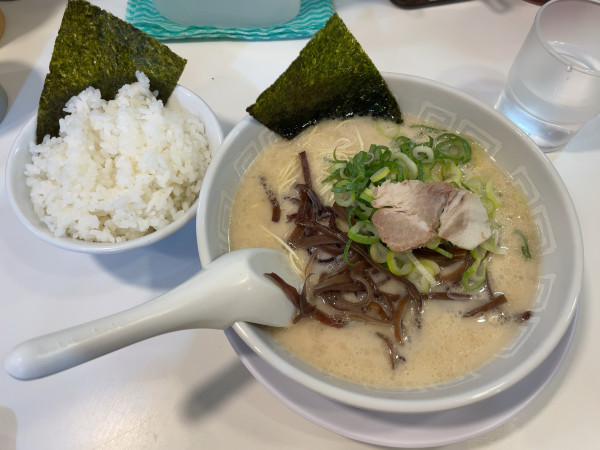 「らーめんライス」@博多天神 池袋店の写真