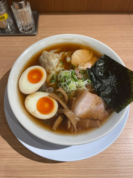 「特製中華そば」@中華そば やなぎやの写真