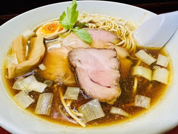 「【関根限定】上州地鶏ソバ(醤油)【950円】」@鶏こく中華 すず喜の写真