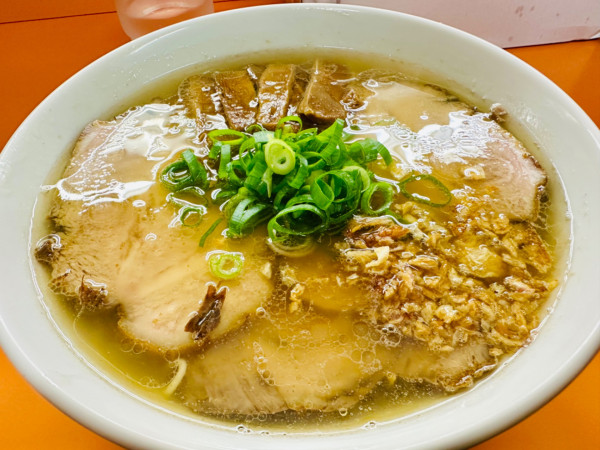 「しおチャーシューメン【1200円】」@支那そば あおばの写真