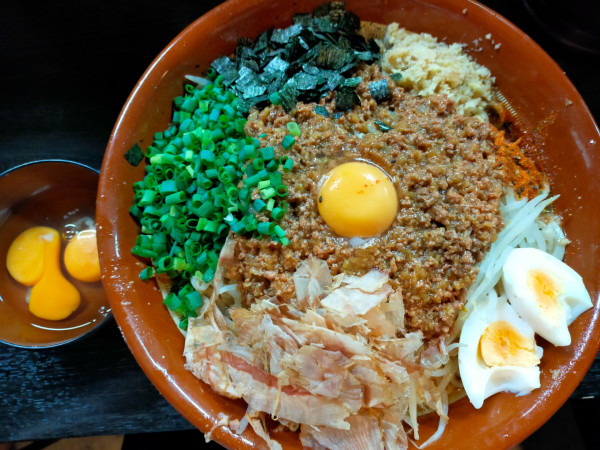 「【限定】冷やしジンジャーミンチ(大)1600円+生卵70円」@豚星。の写真