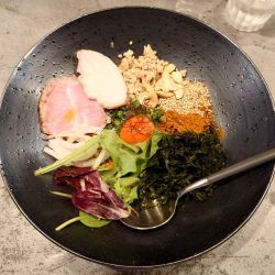 辛旨まぜそば(麺少なめ、1100円)