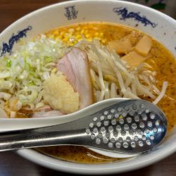 ラーメン(正油)ニンニク、ネギ、オロチョン小辛