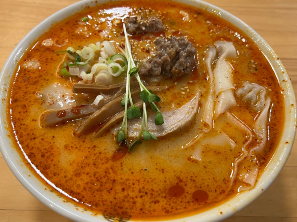 「ごまラー油らーめん＋ワンタン」@一乃胡の写真