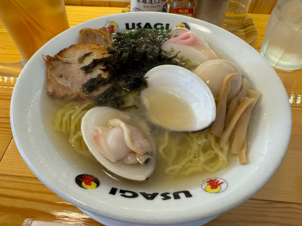 「はまぐりらーめん全部のせ1200円」@らーめん屋 USAGIの写真