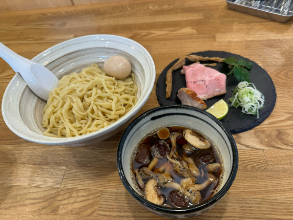 「【限定】つけそば 木の子汁」@中華そば きなりの写真