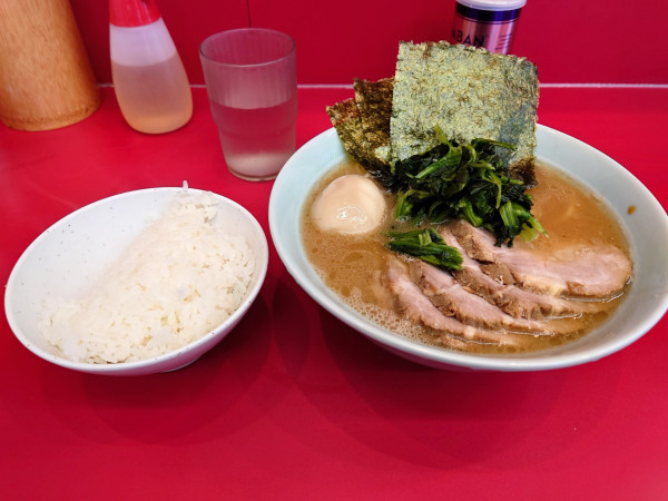 「AREA51  ライス  硬め多め」@横浜ラーメン 武蔵家 大井町店の写真