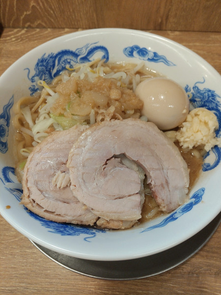 「豚玉ラーメン(ヤサイ少なめ、トッピング：ア」@ジャンクガレッジ 北浦和店の写真