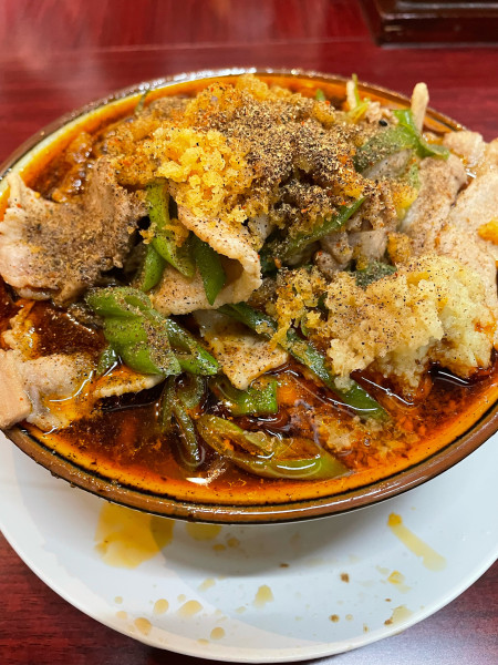 「辛い肉めん 天かすショウガ」@肉めん 肉めし すず気の写真