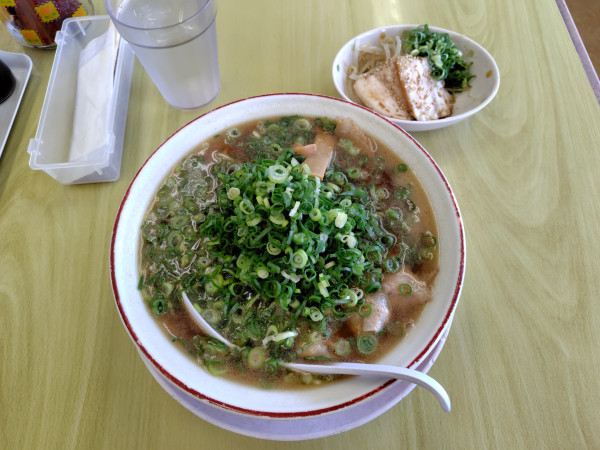 「スペシャル（ネギ多め）800円」@大ちゃんラーメン 鳥取店の写真