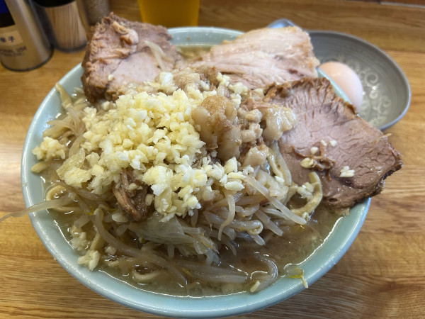 「ラーメン豚増し+生玉子+別アブラ ¥1,430」@ラーメン そらの写真