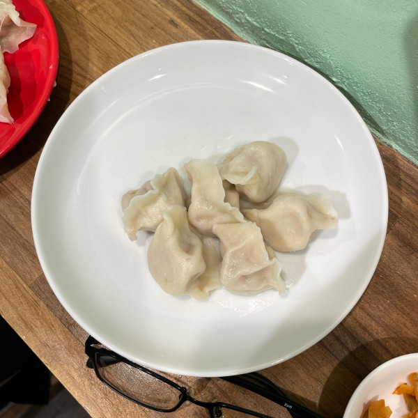 「羊肉の手作り水餃子（6個）」@亜細亜割烹 新橋 蓮月の写真