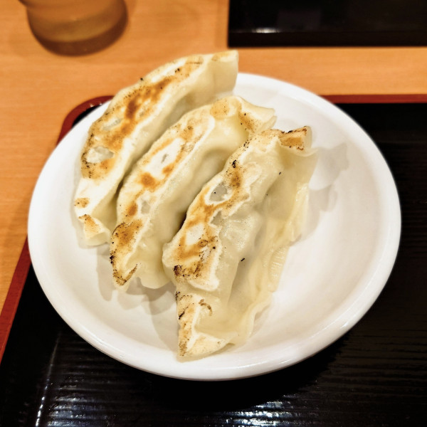 「豚骨ラーメン　半炒飯＋３餃子」@日高屋 野田16号店の写真