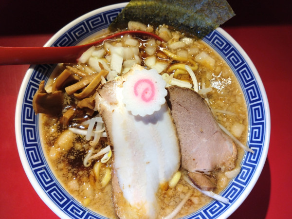 「背脂醤油ラーメン」@風は南からの写真