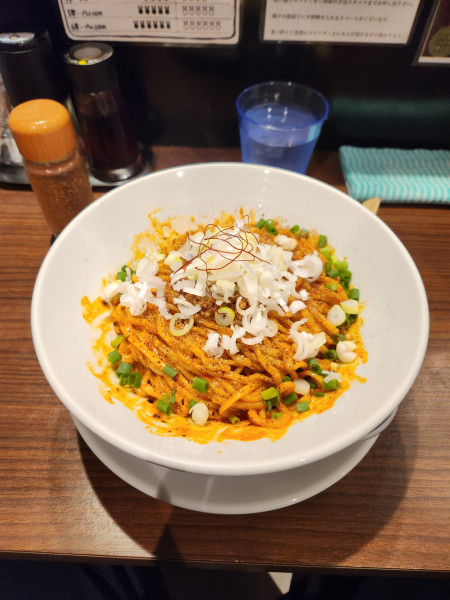 「汁なし担々麺　白　大盛」@うさ担 浦和本店の写真