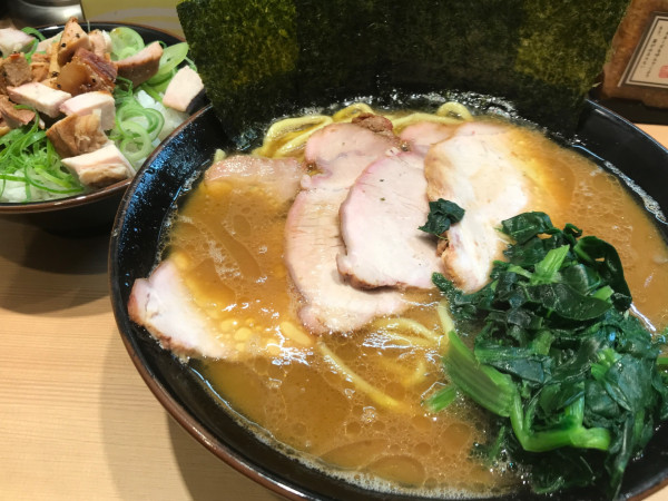 「チャーシューラーメン」@輝道家直系 皇綱家の写真