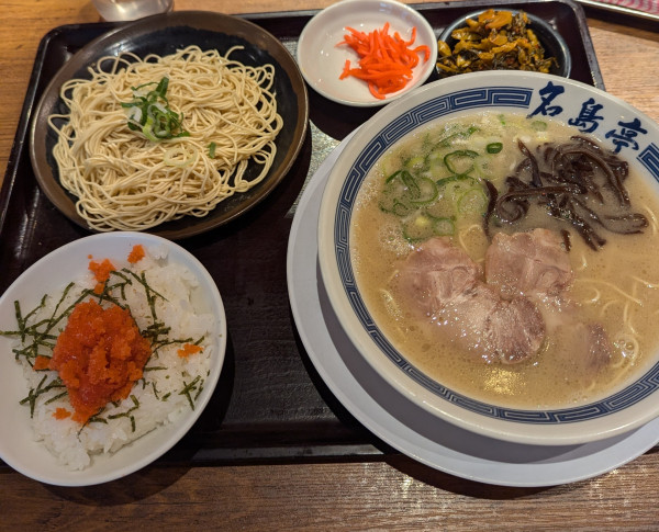「豚骨ラーメン+A定食+替玉」@名島亭 ららぽーと横浜店の写真