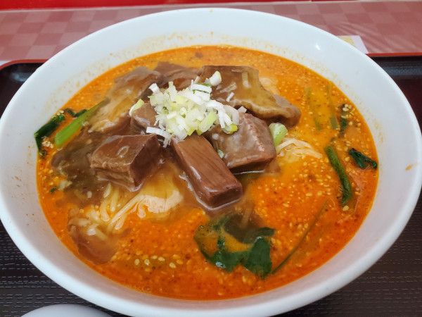 「牛腩担担面」@祥園の写真