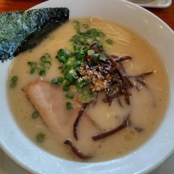 まるきんラーメン 850円