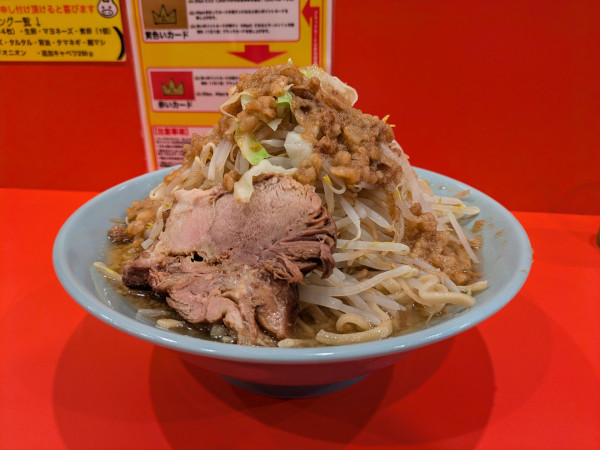 「ラーメン(300g)」@立川マシマシ 金山店の写真